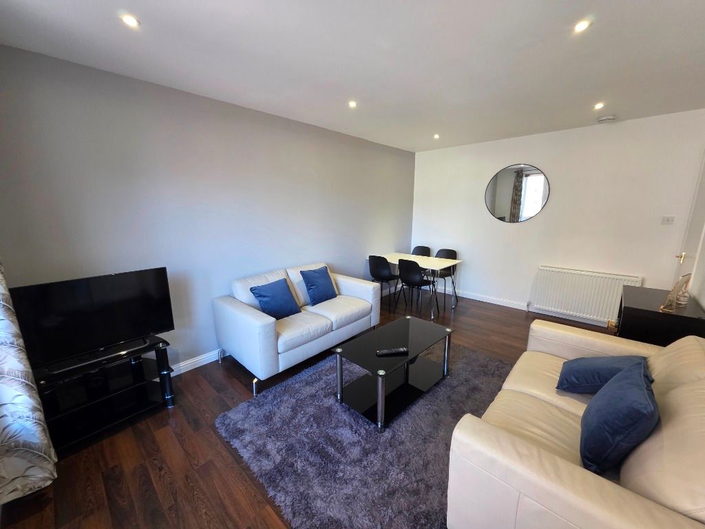 Property photo 2 of 11 Photo 2