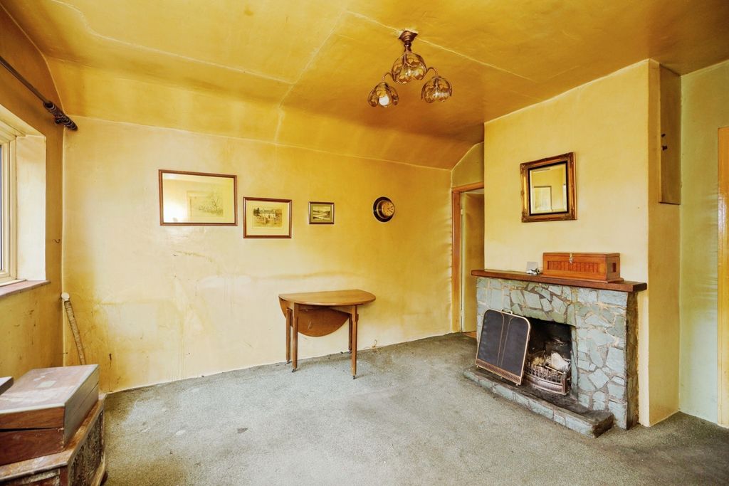 Property photo 3 of 16 Pbox-Img.Jpg