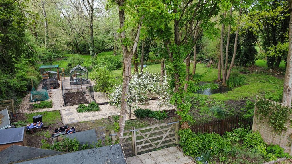 Property photo 3 of 27 Dji_Fly_20250424_153546_714_1745564945892_Photo_Op