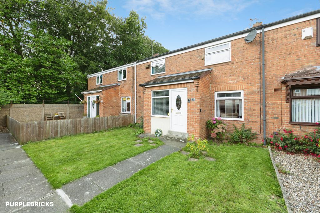 Property photo 2 of 21