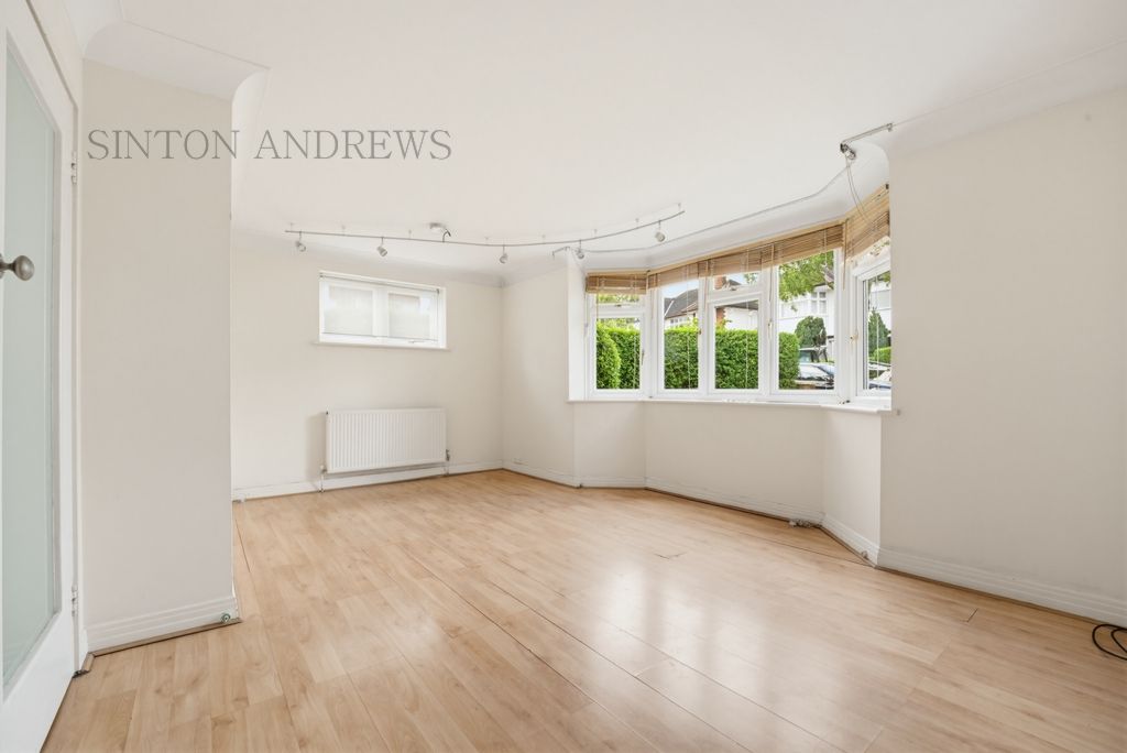 Property photo 2 of 9 Photo 2