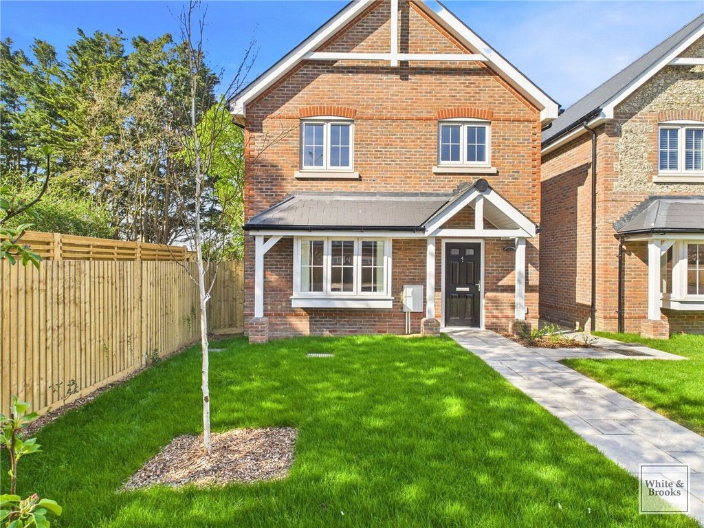 Property photo 3 of 19 Picture No. 25