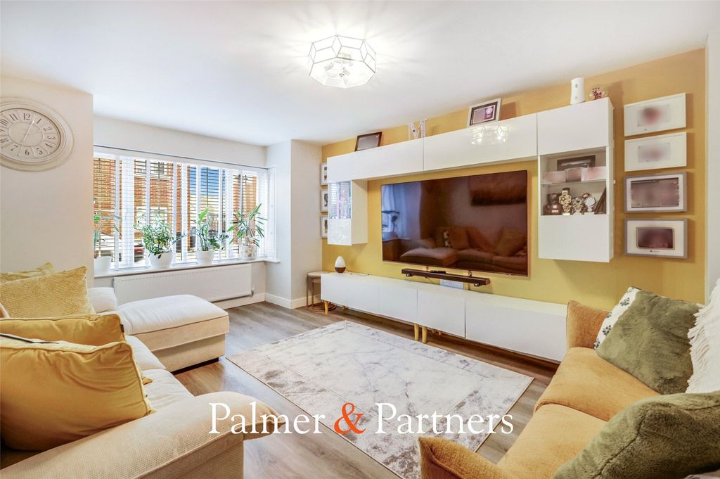 Property photo 2 of 26 Picture No. 22