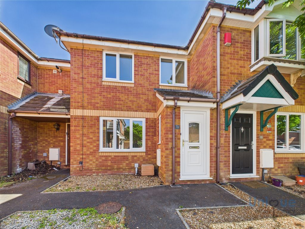 Property photo 1 of 12