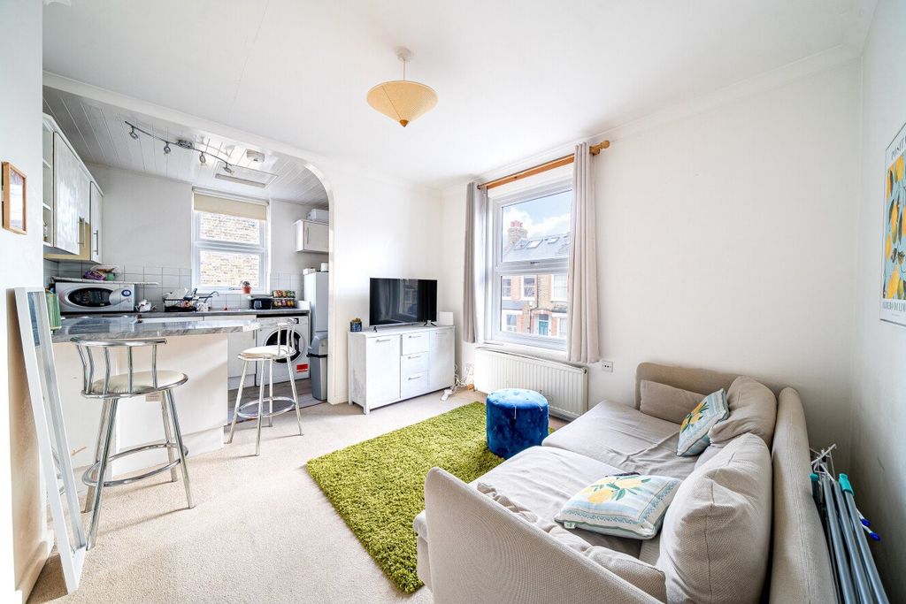 Property photo 2 of 7 Picture No. 08