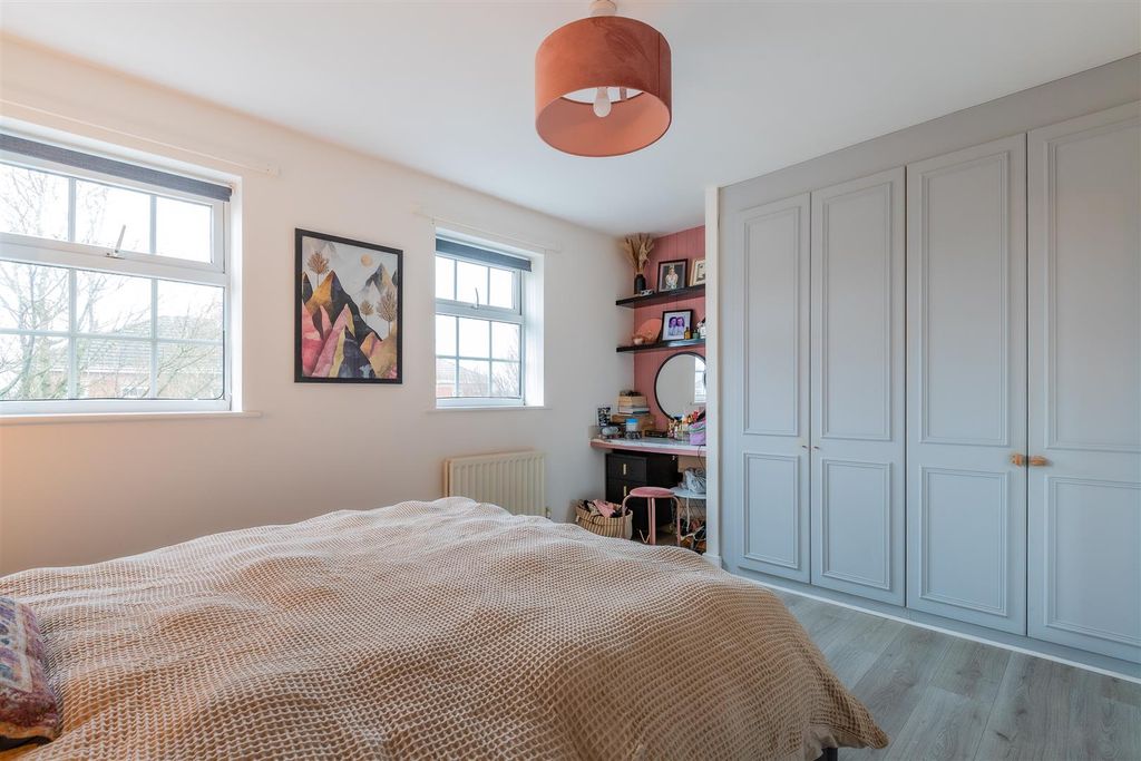 Property photo 2 of 28 10-2.Jpg