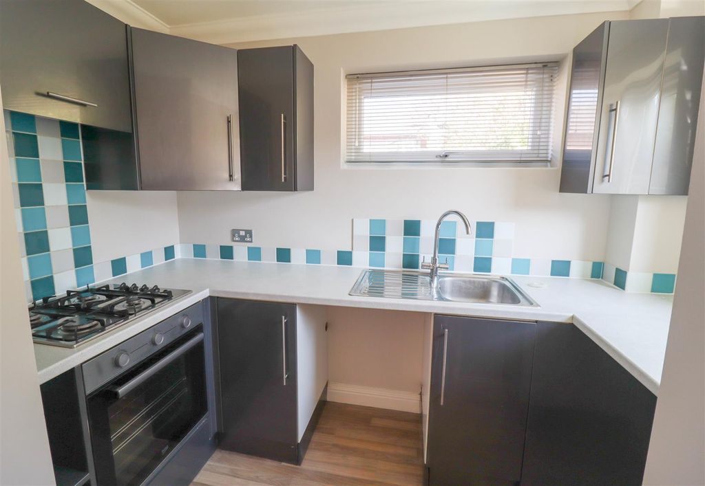 Property photo 2 of 9 Img_0550-1.Jpg