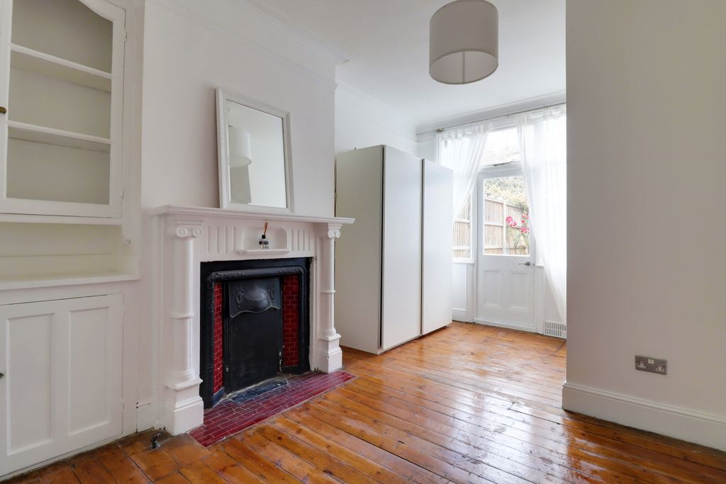 Property photo 2 of 8 Img_4481-Img_4483