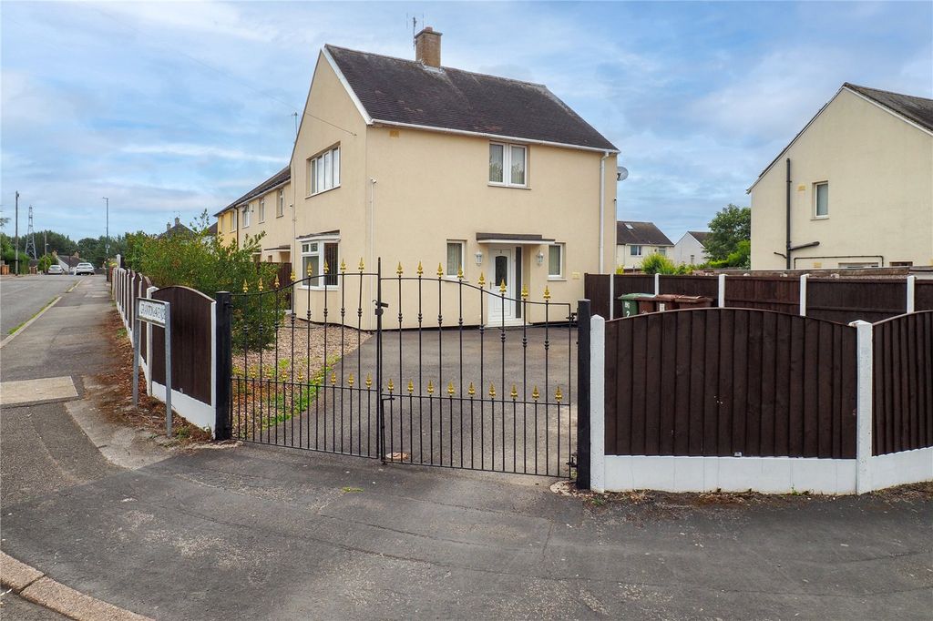 Property photo 1 of 17 Front