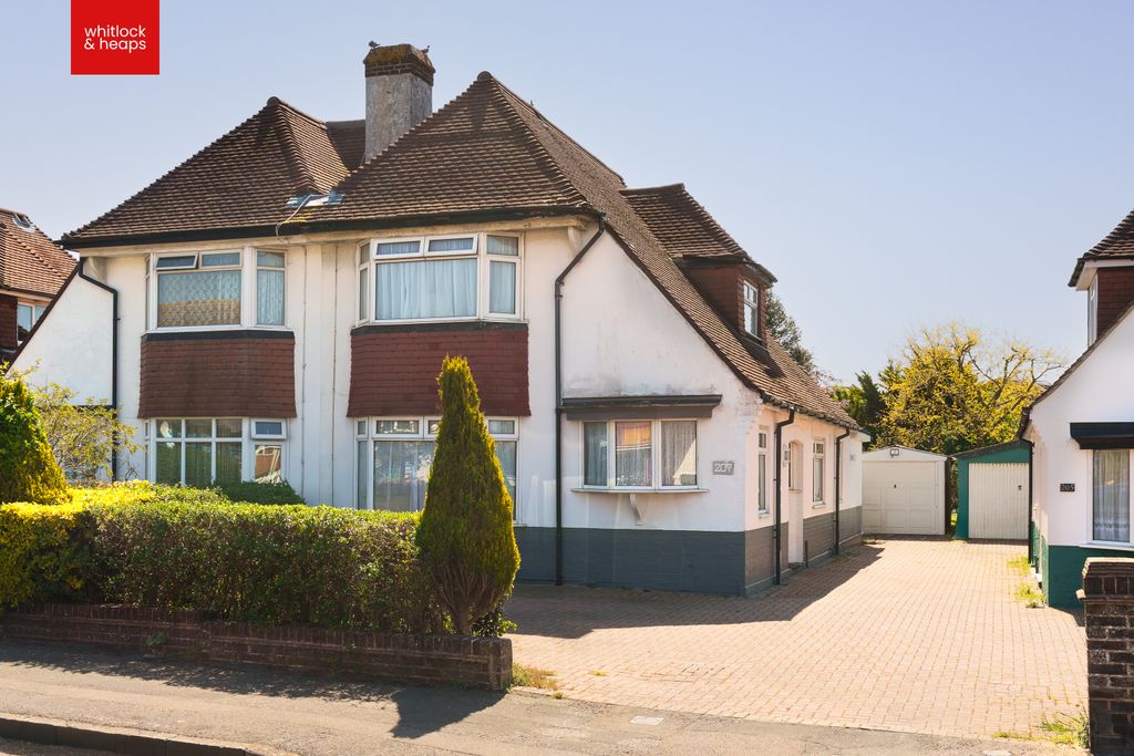 Property photo 1 of 14