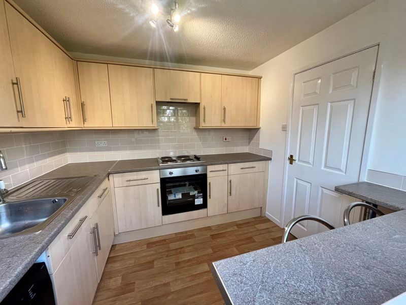 Property photo 2 of 9 Photo 10