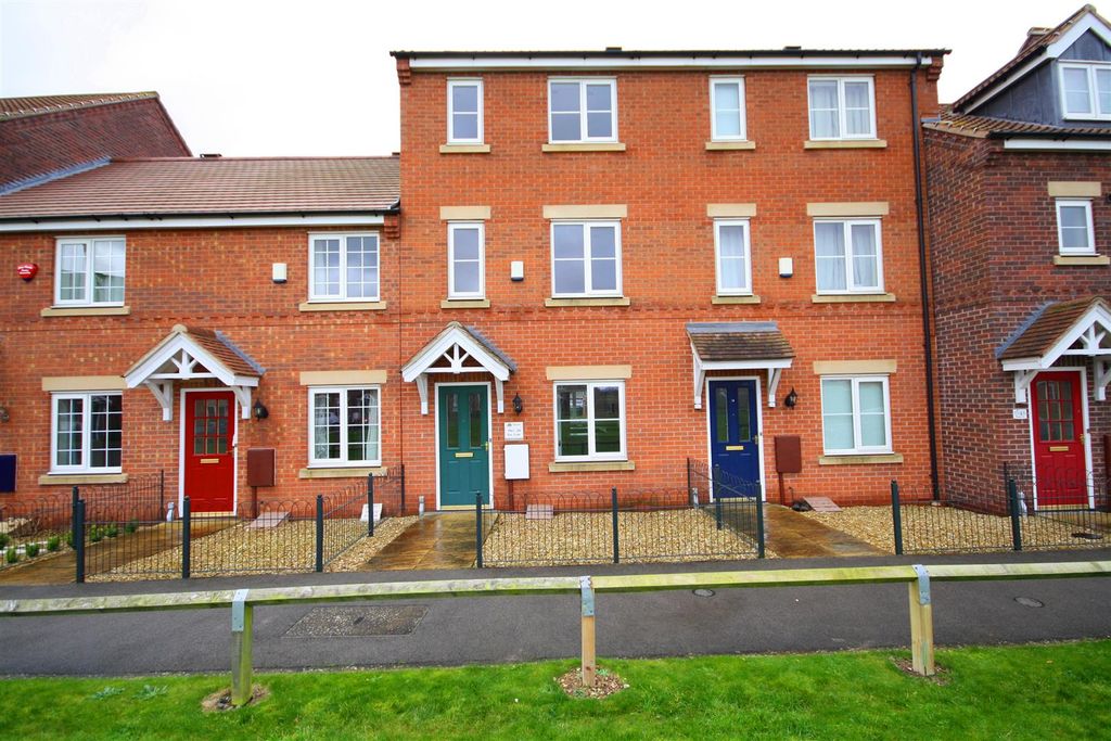 Property photo 1 of 9