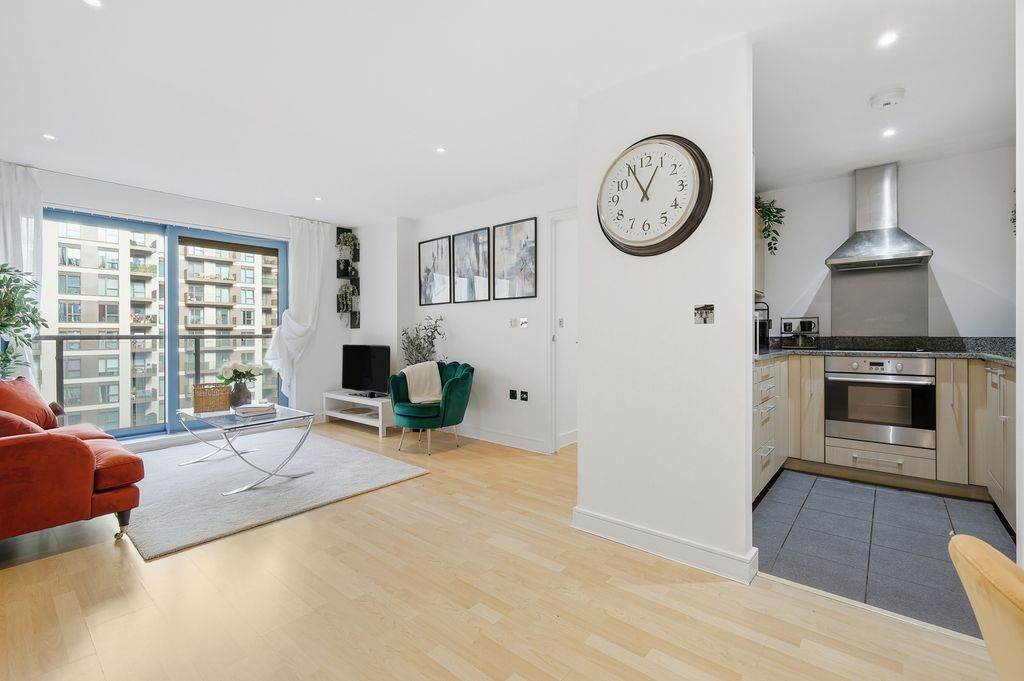 Property photo 3 of 12 Photo 3