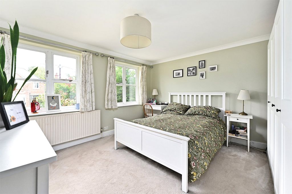 Property photo 3 of 18 Picture No. 02