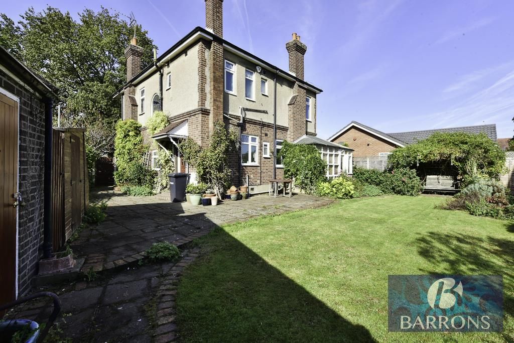 Property photo 2 of 21