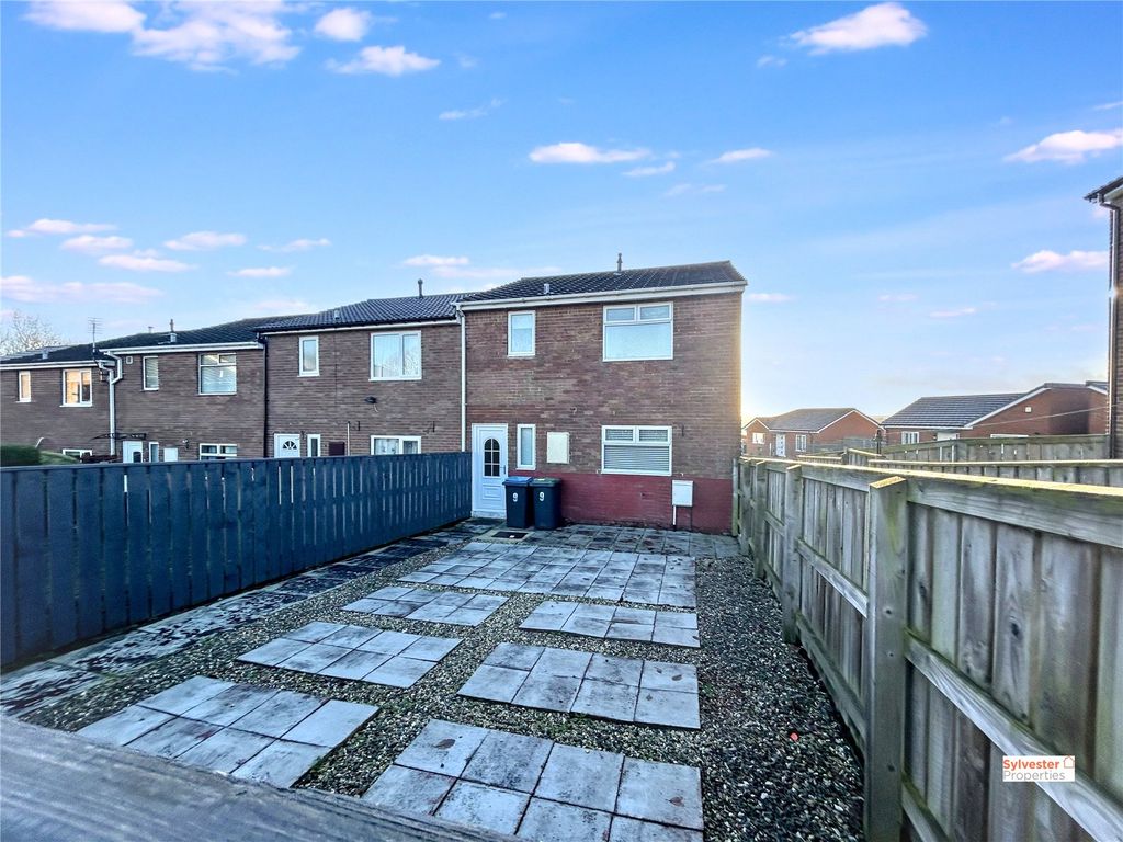 Property photo 1 of 22 Picture No. 11