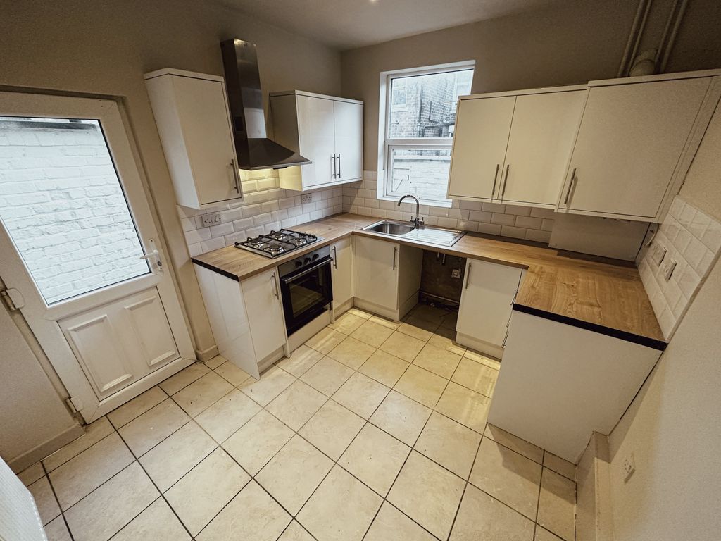 Property photo 2 of 8 1-File_000 (1)