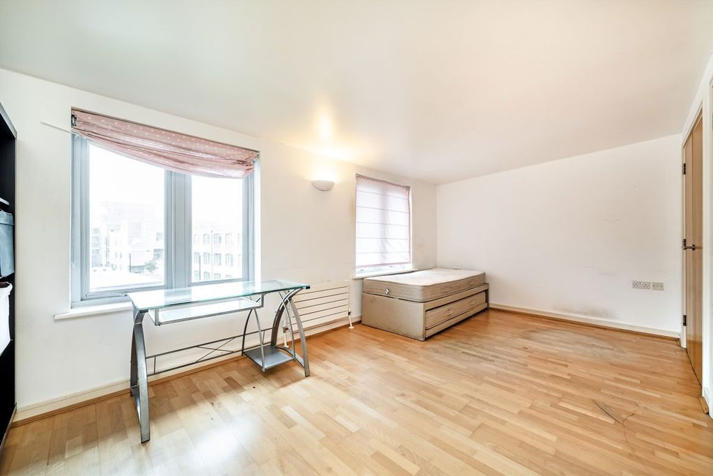 Property photo 2 of 2