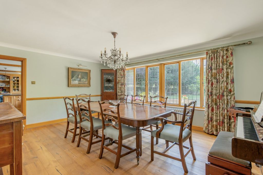 Property photo 3 of 24 Dining Room