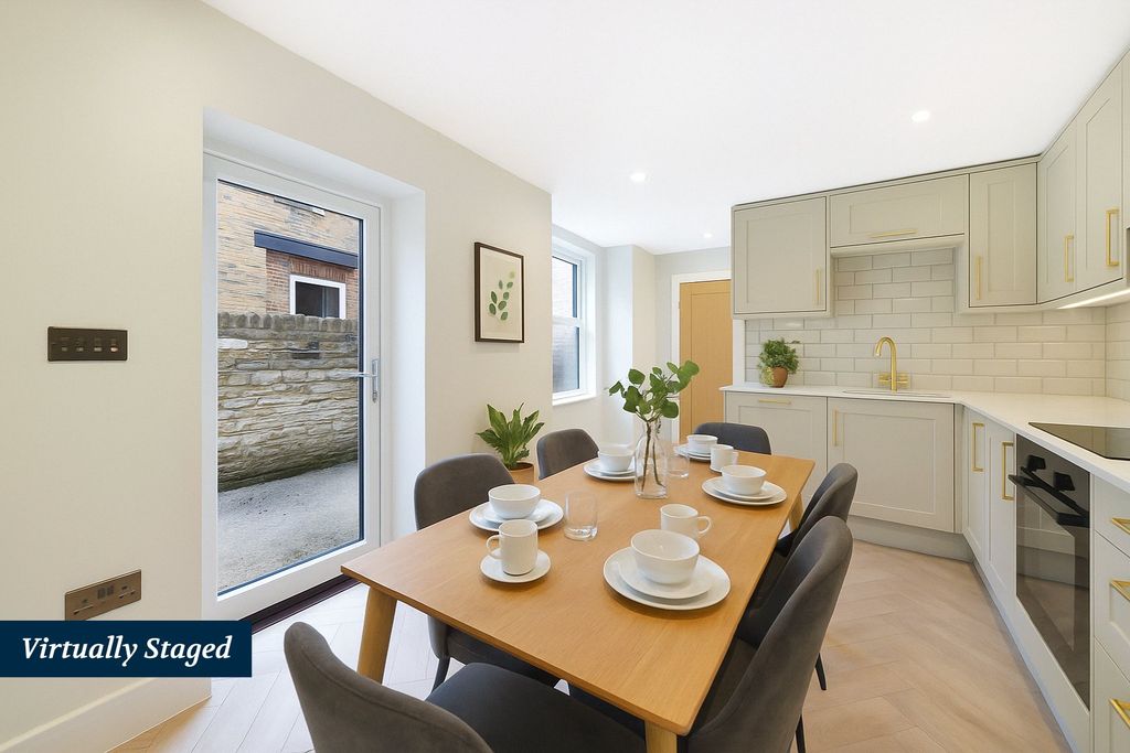 Property photo 1 of 17 Picture No. 29