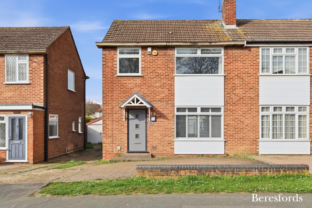 Property photo 1 of 12 Front