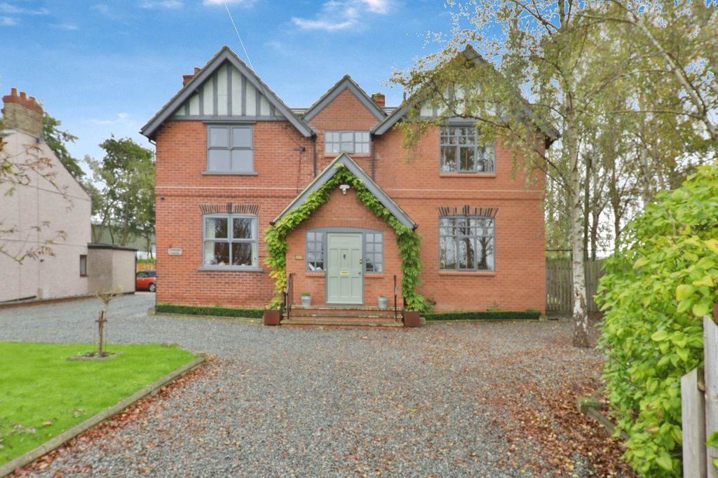 Property photo 2 of 25 2782906