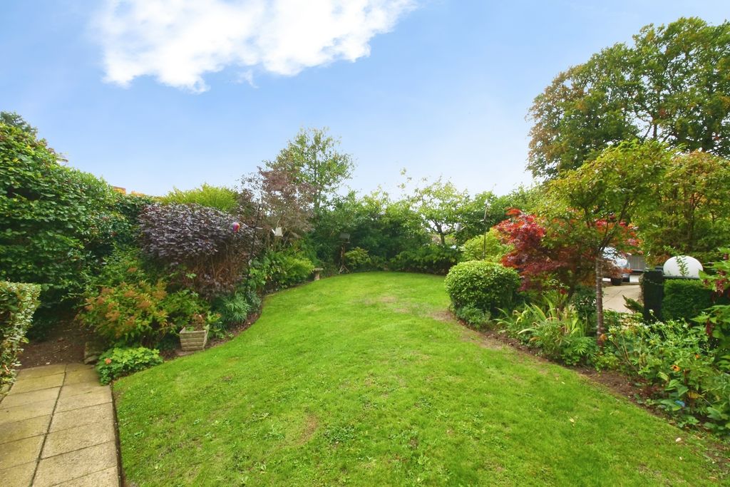 Property photo 2 of 11 Pbox-Img.Jpg