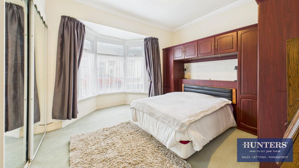 Property photo 3 of 12 Bedroom 1