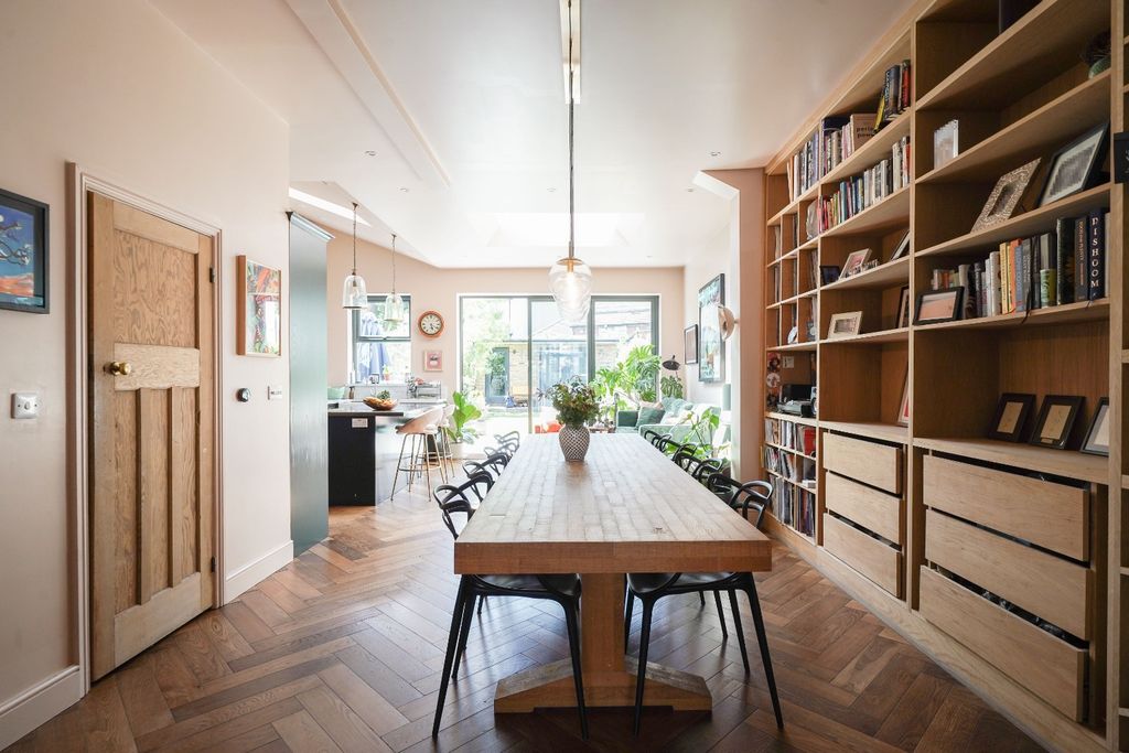 Property photo 1 of 23 5224880
