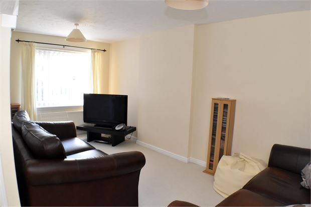 Property photo 2 of 14 Lounge