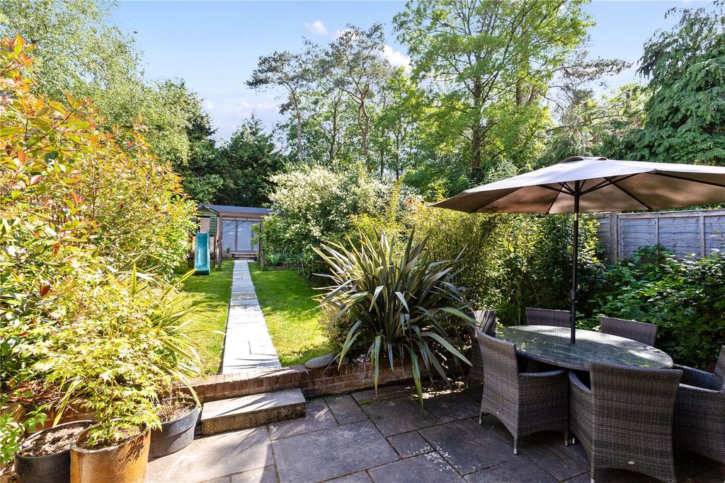 Property photo 2 of 22 Picture No. 35