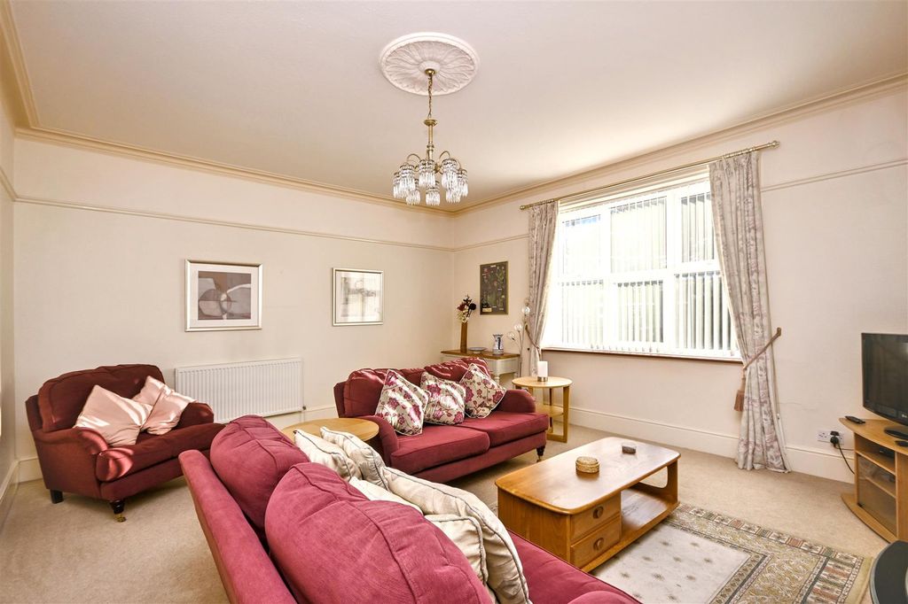 Additional image 13 of 8 bed semi-detached house for saleThe Goffs, Eastbourne BN21