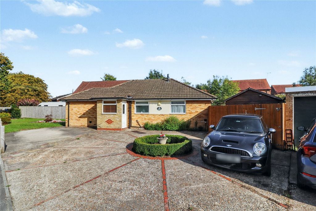 Property photo 1 of 15 Front