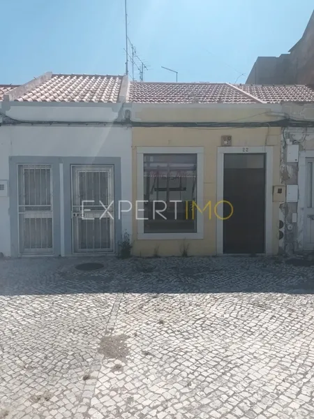 Property photo 1 of 9 Img 0