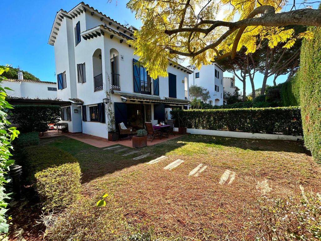 Property photo 2 of 36