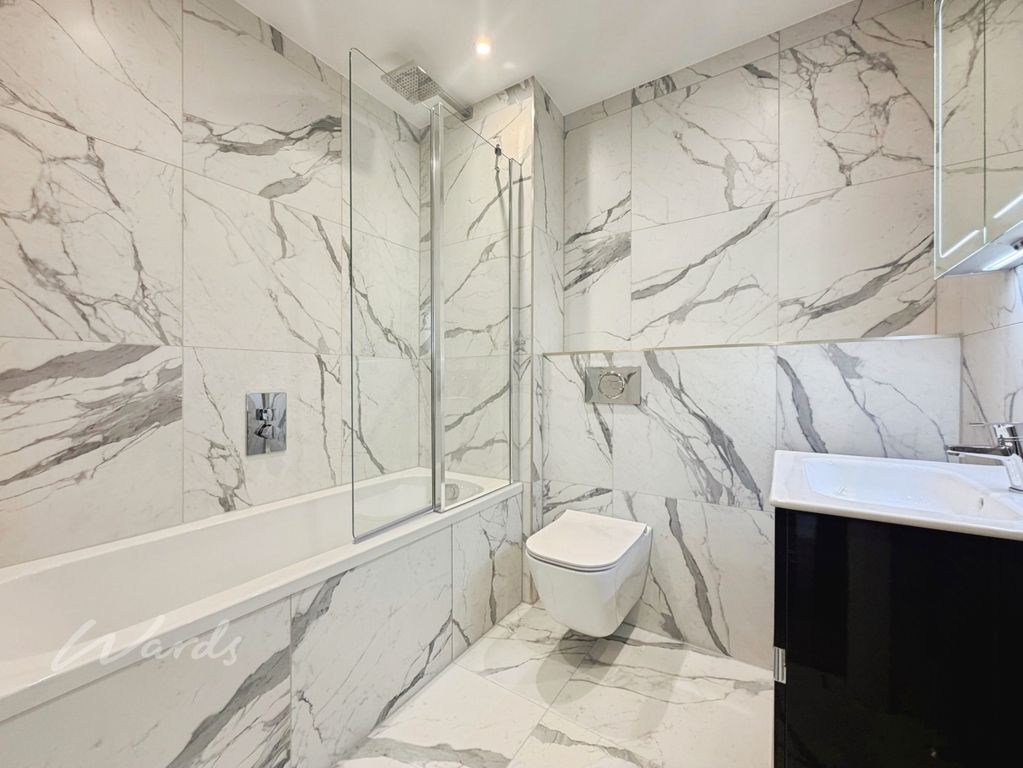 Property photo 3 of 8 Emin 20 Bath Use