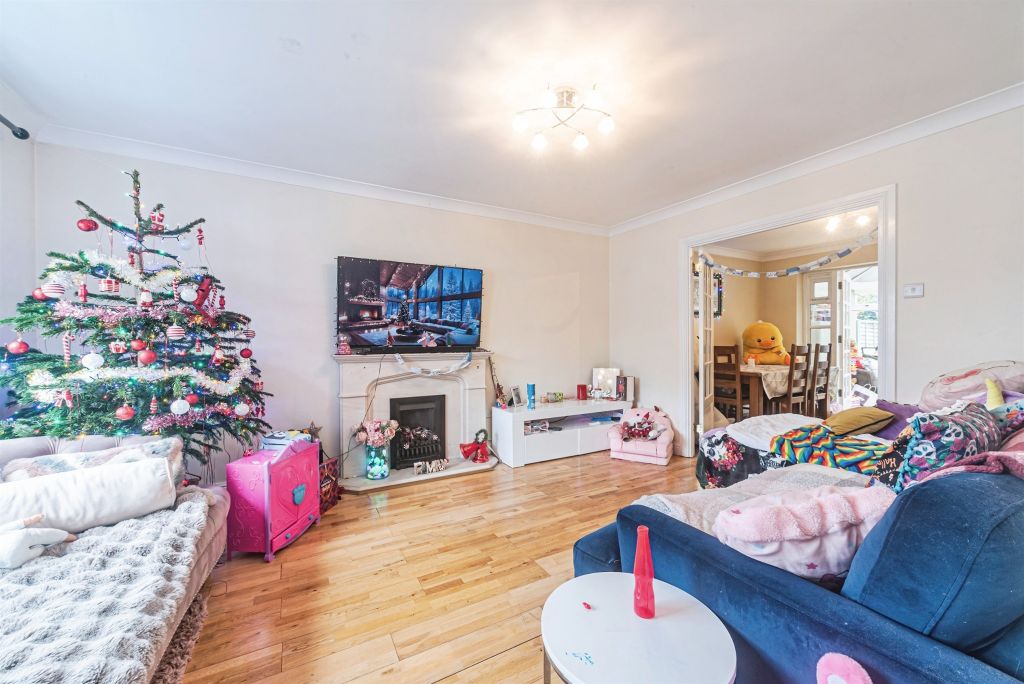 Property photo 3 of 17