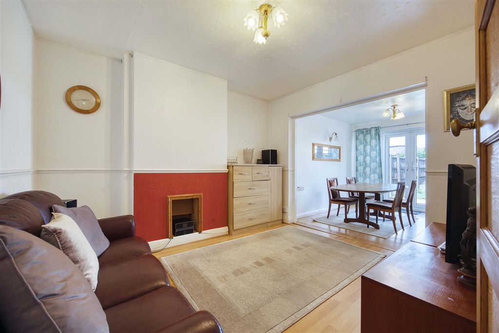 Property photo 3 of 15 Living Room