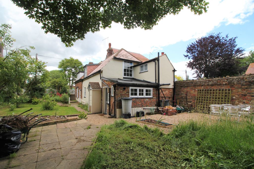 Property photo 2 of 13 Photo