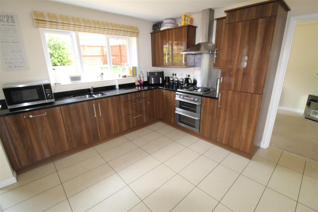 Property photo 3 of 27 Img_8628.Jpg