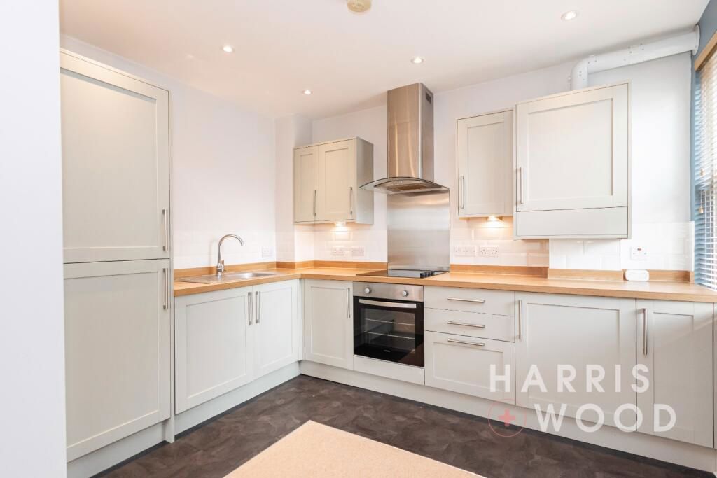 Property photo 2 of 9