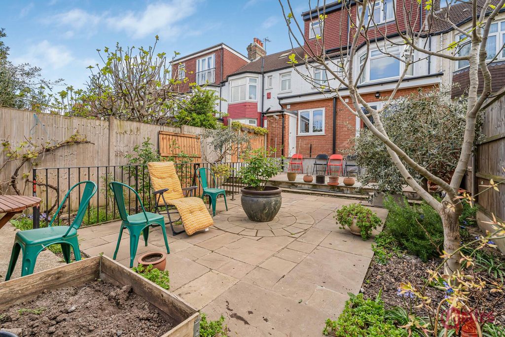 Property photo 3 of 32 Rear Garden