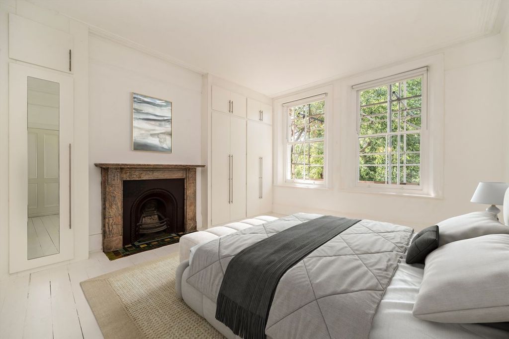 Property photo 3 of 6