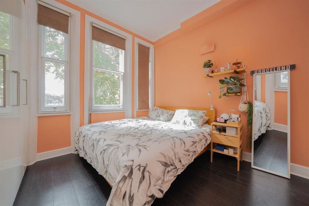 Property photo 3 of 6