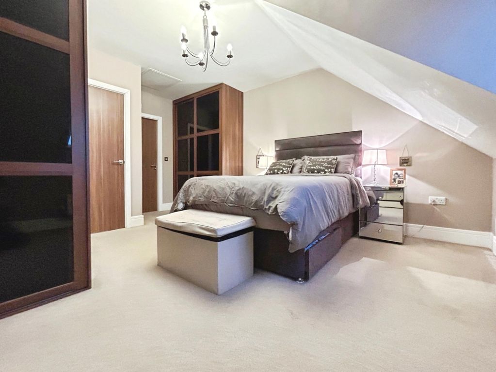 Property photo 3 of 28 Pbox-Img.Jpg