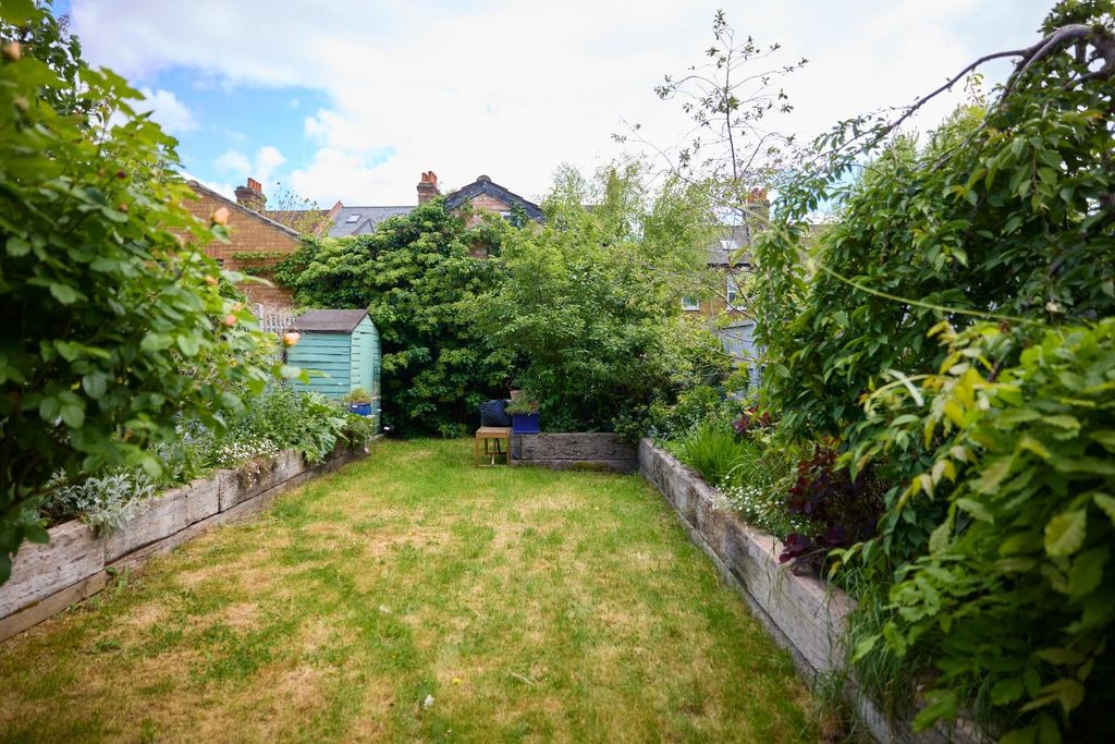 Property photo 2 of 14 Shared Garden