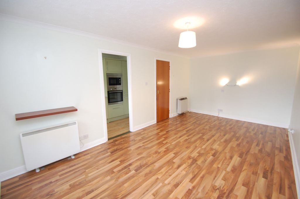 Property photo 2 of 11 5277242
