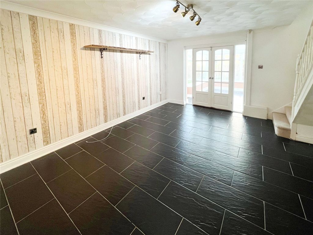 Property photo 2 of 8 Picture No. 02