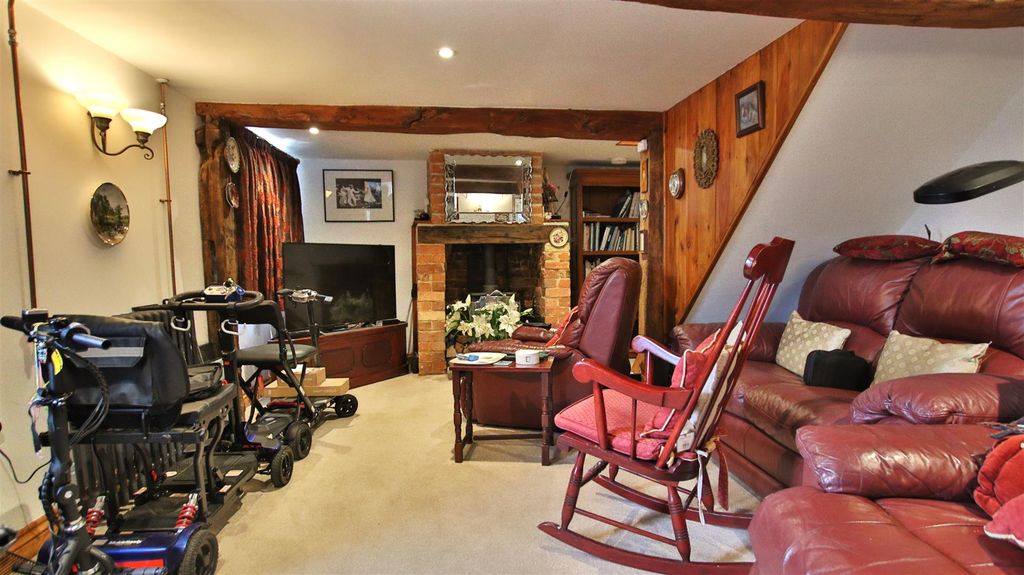 Property photo 2 of 12 Img_9727.Jpg