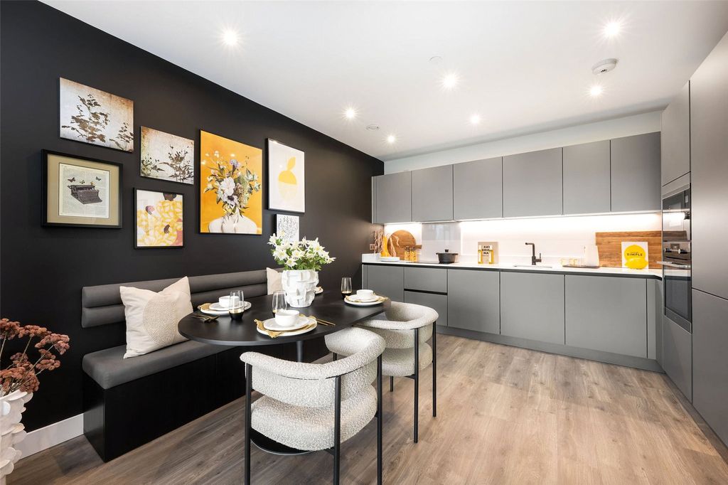 Property photo 3 of 12 Picture No. 35